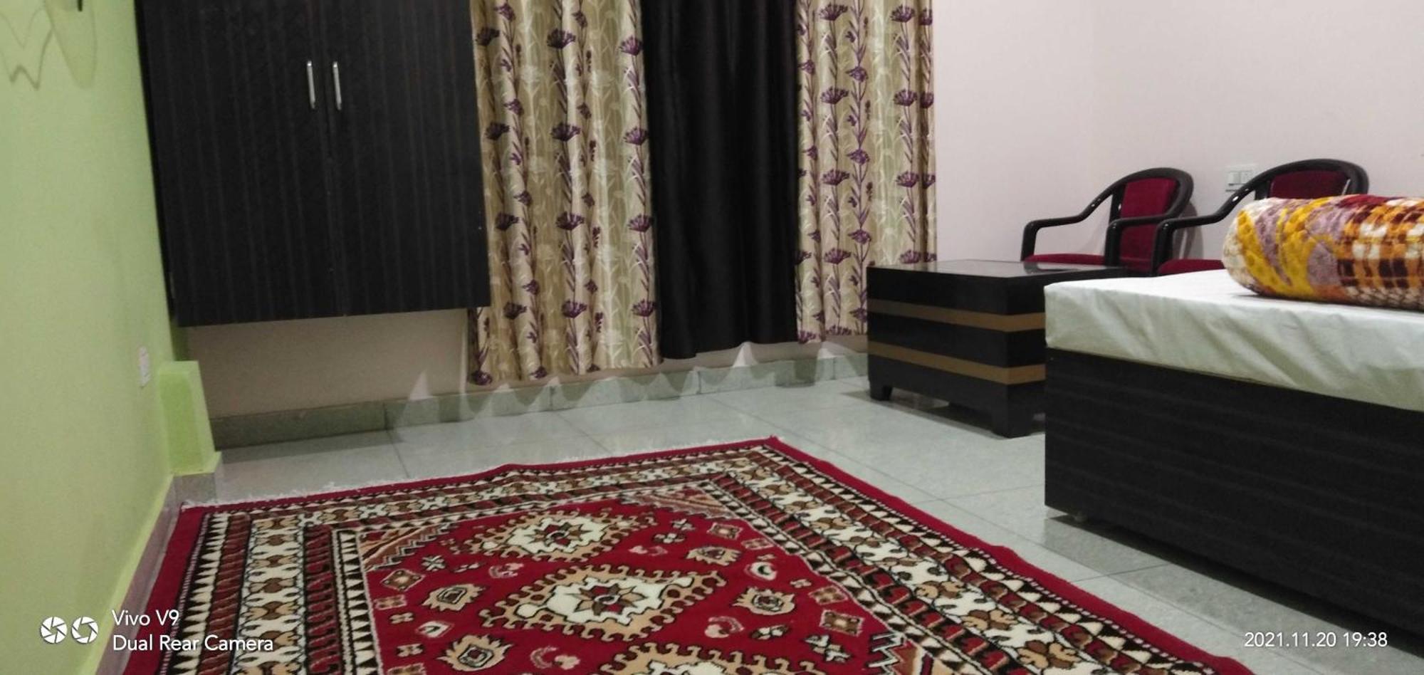 Hotel O Mohani Inn And Banquet Kausani Bagian luar foto